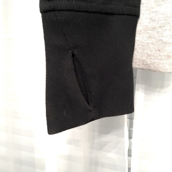 Set of 2 - Victoria’s Secret Sport Cropped Hoodies - Picture 9 of 10